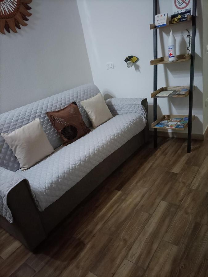 Bed And Breakfast Raggio Di Sole Iglesias Exterior foto